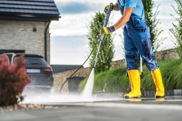 Best Pool Deck Cleaning  in Wheaton, MN